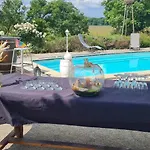 D'hôtes Et De Charme Domaine Castetbieilh Couette-café 4*