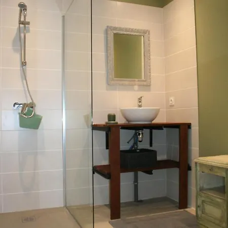 Bed & Breakfast Domaine Castetbieilh 4*