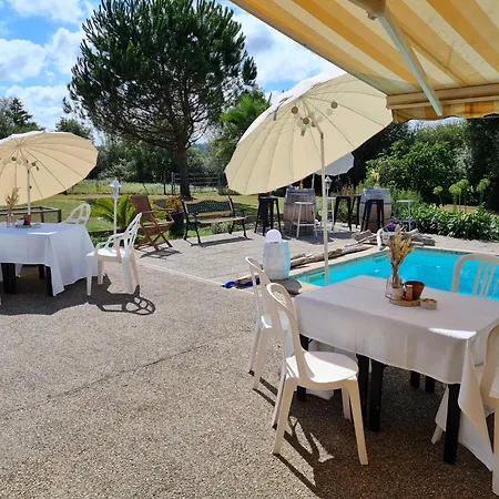 D'hôtes Et De Charme Domaine Castetbieilh Couette-café *