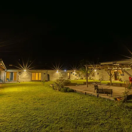 Domaine Castetbieilh Bed & Breakfast 4*